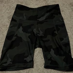 Camo biker shorts